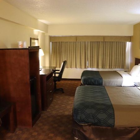 Rodeway Inn Сандстън Екстериор снимка