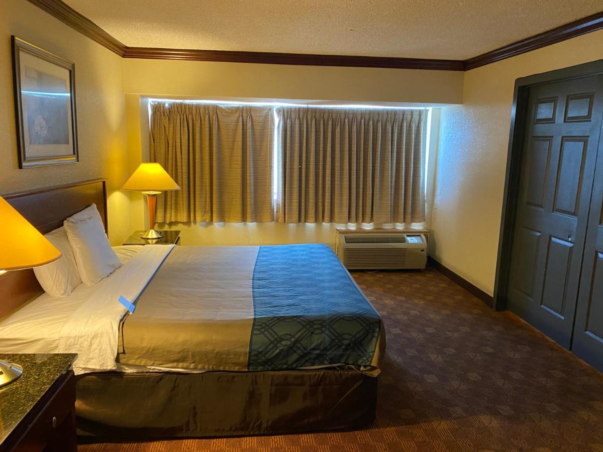 Rodeway Inn Сандстън Стая снимка