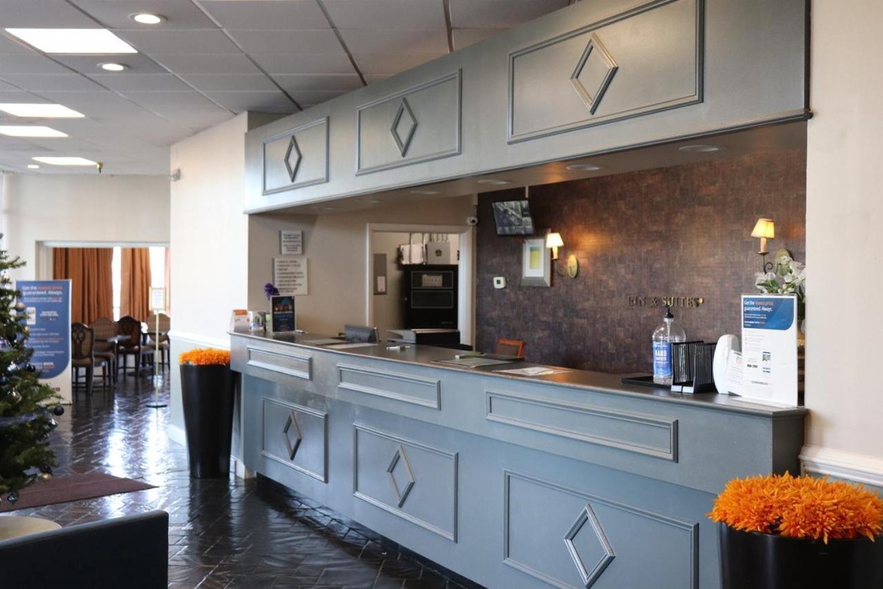 Rodeway Inn Сандстън Екстериор снимка