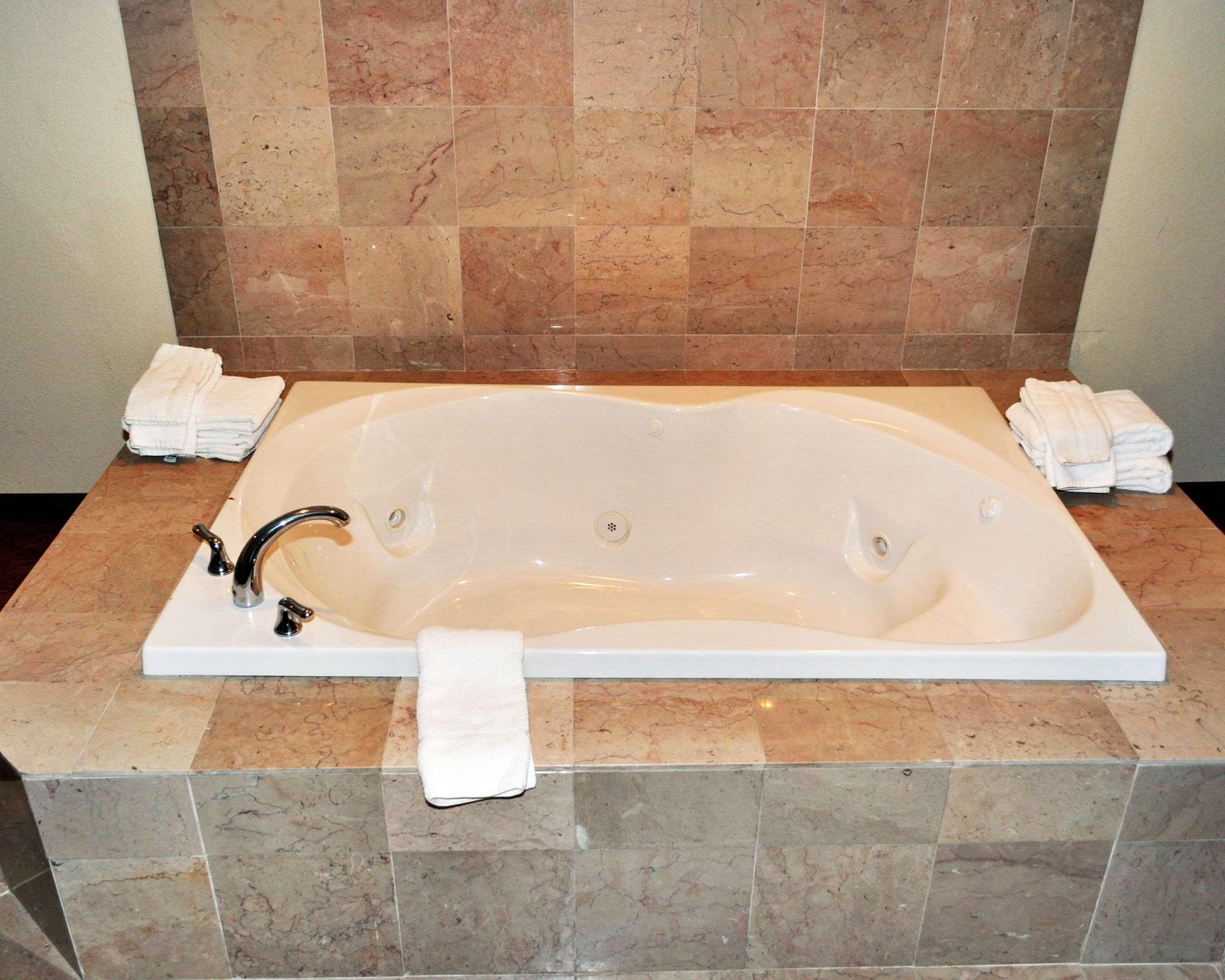 Rodeway Inn Сандстън Екстериор снимка