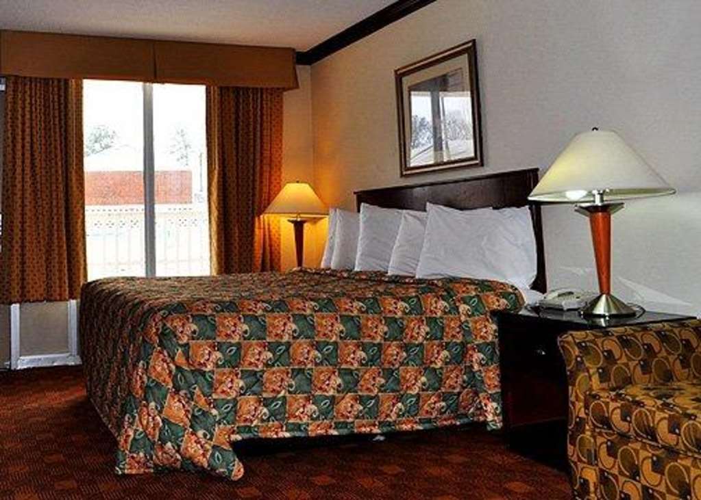 Rodeway Inn Сандстън Стая снимка